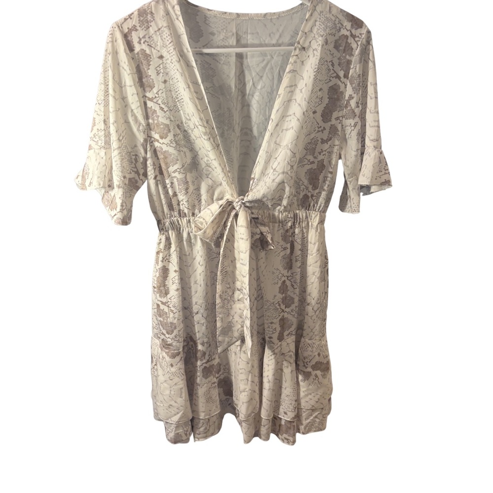 Beetsweeti Cream Tie Front Ruffle Bottom Mini Dress Size Large New